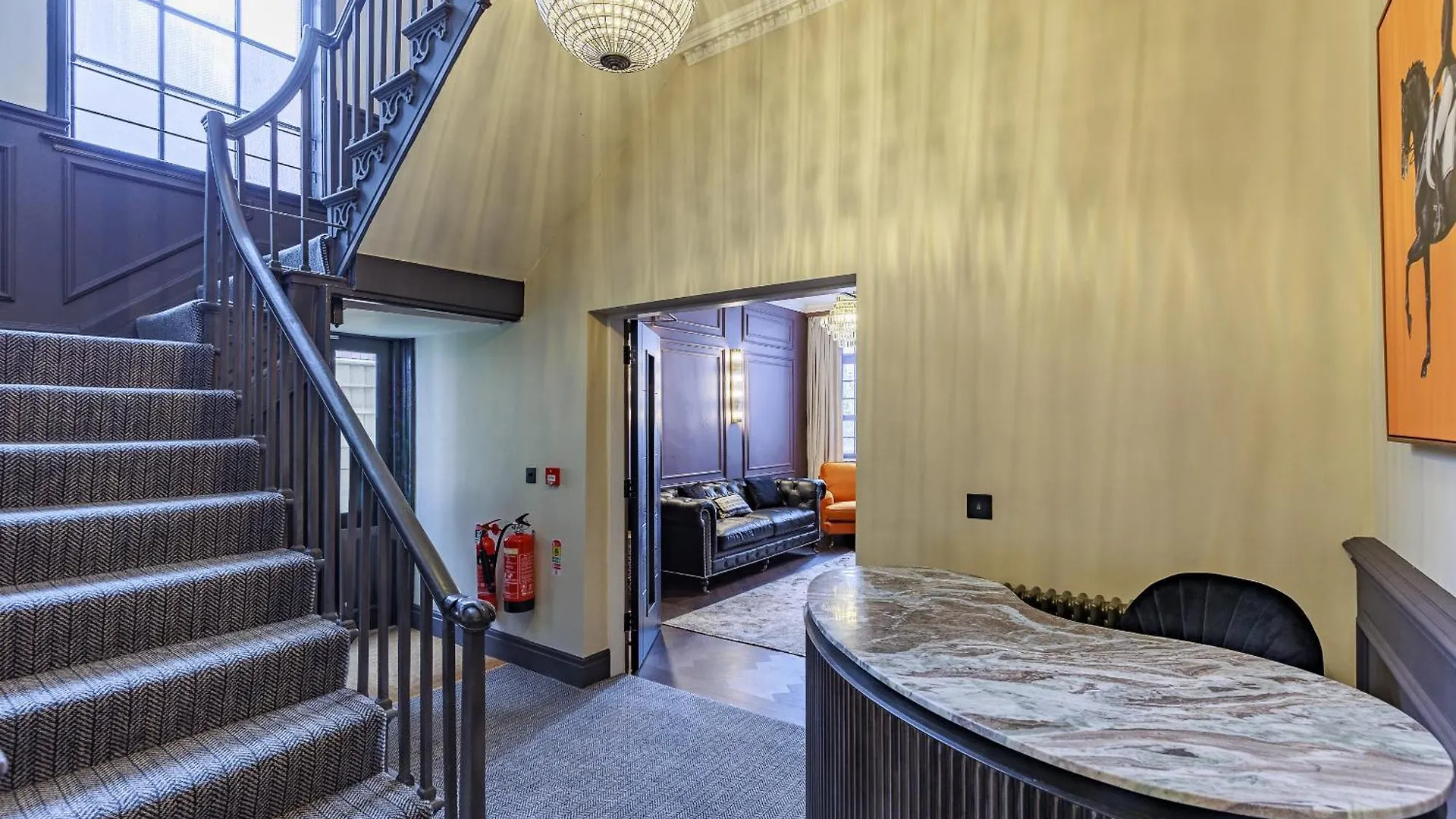 The Seven Chester Hotel